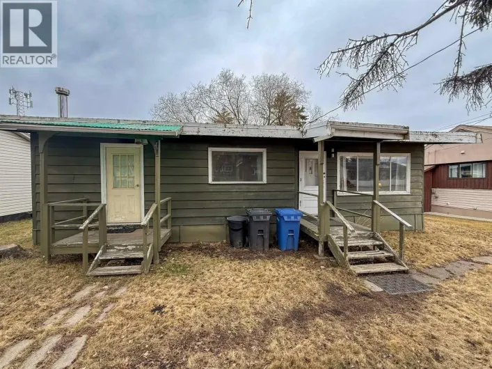 340 CEDAR AVENUE, 100 Mile House