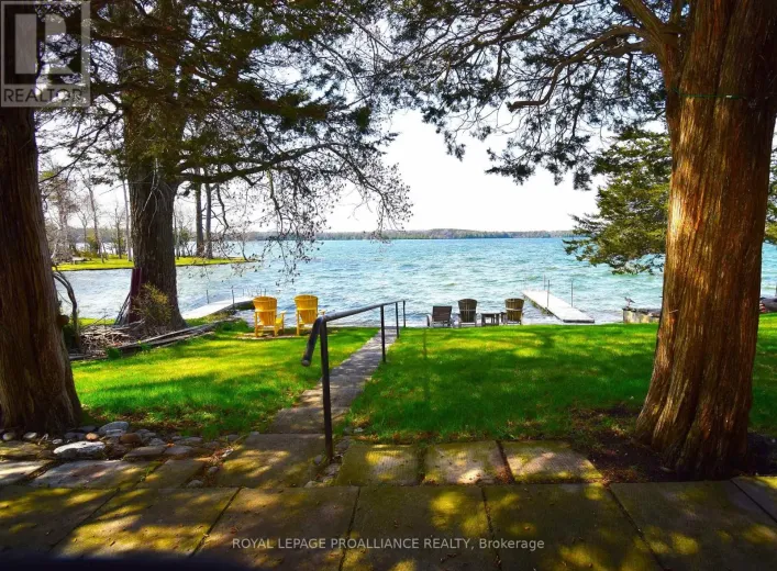 340 COUNTY ROAD 7, Prince Edward County