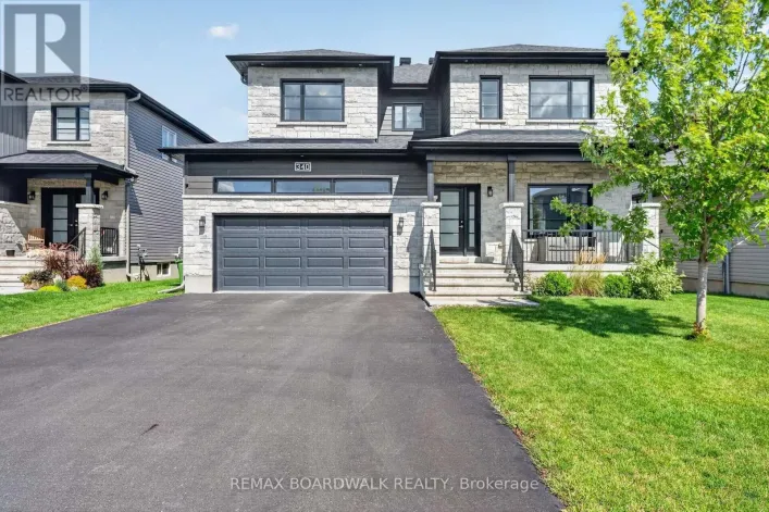 340 MOONLIGHT DRIVE, Russell