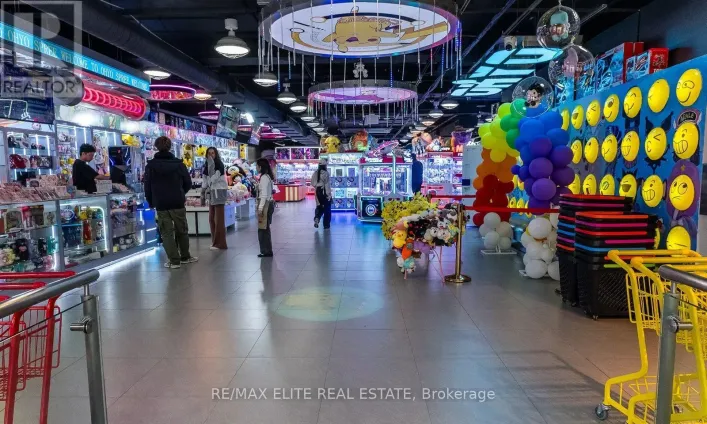 340 YONGE STREET, Toronto