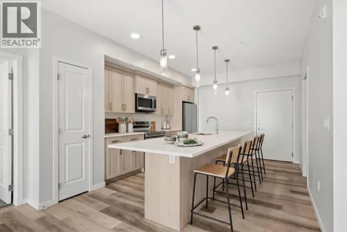 3403, 33 Carringham Gate NW, Calgary