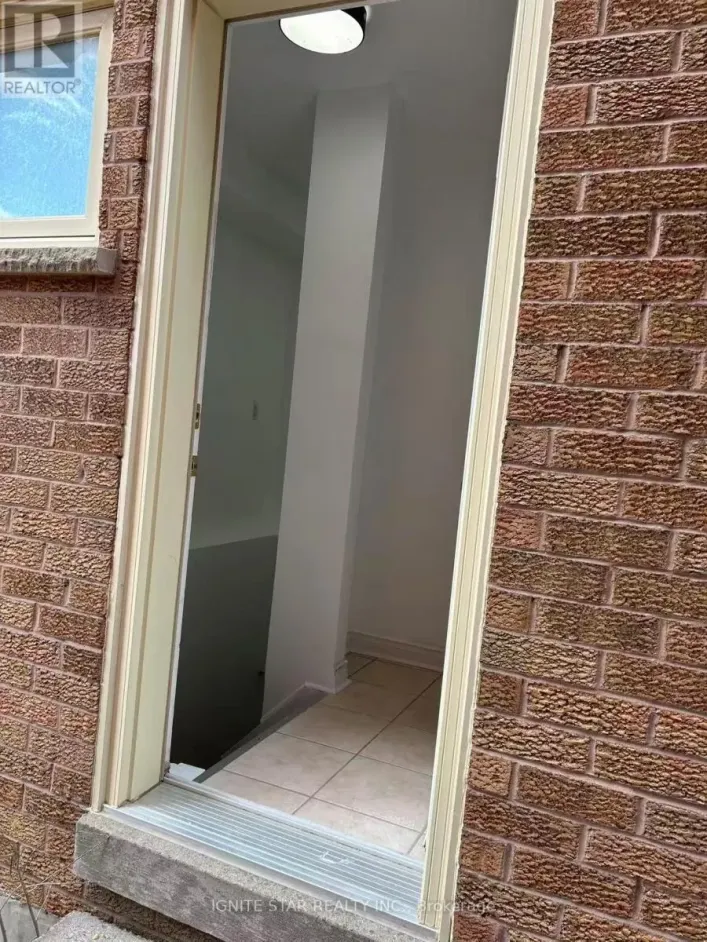 3405 COLONIAL DRIVE S, Mississauga