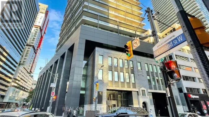 3409 - 125 PETER STREET, Toronto