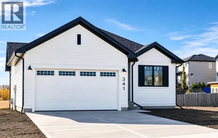 341 Flare Avenue SW, Diamond Valley