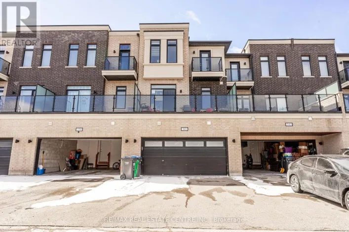 Row / Townhouse for sale: 341 VETERANS DRIVE, Brampton