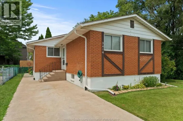 3414 HARRIS STREET, Windsor