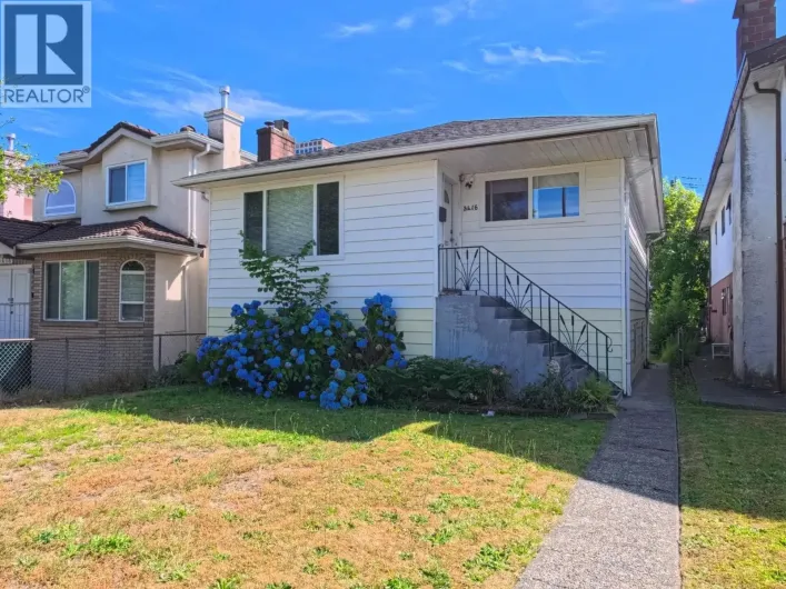 3416 MONMOUTH AVENUE, Vancouver