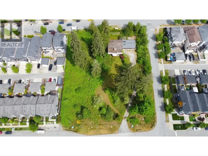 3417 E ROXTON AVENUE, Coquitlam