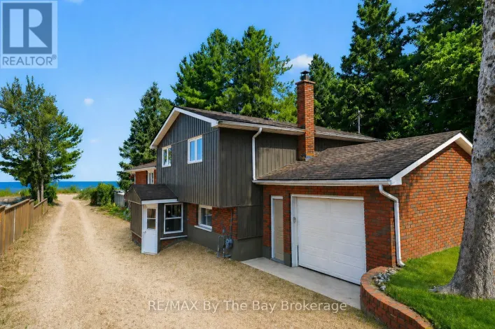 342 COASTLINE DRIVE, Wasaga Beach