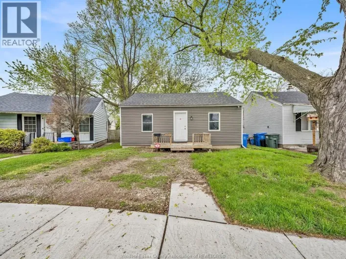 3422 BARRYMORE, Windsor