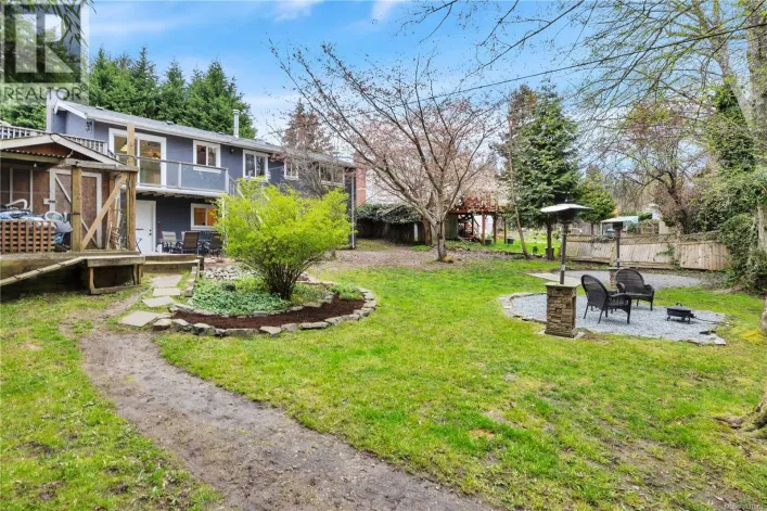 3424 Hammond Bay Rd, Nanaimo