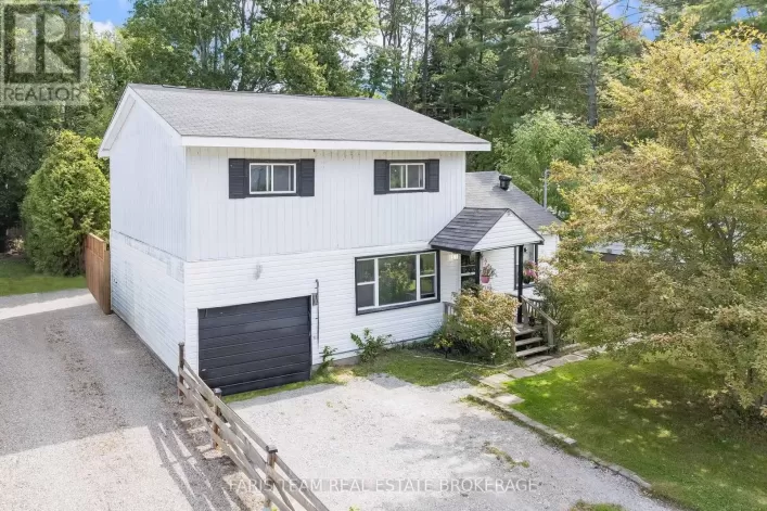 3425 CORONATION AVENUE, Severn