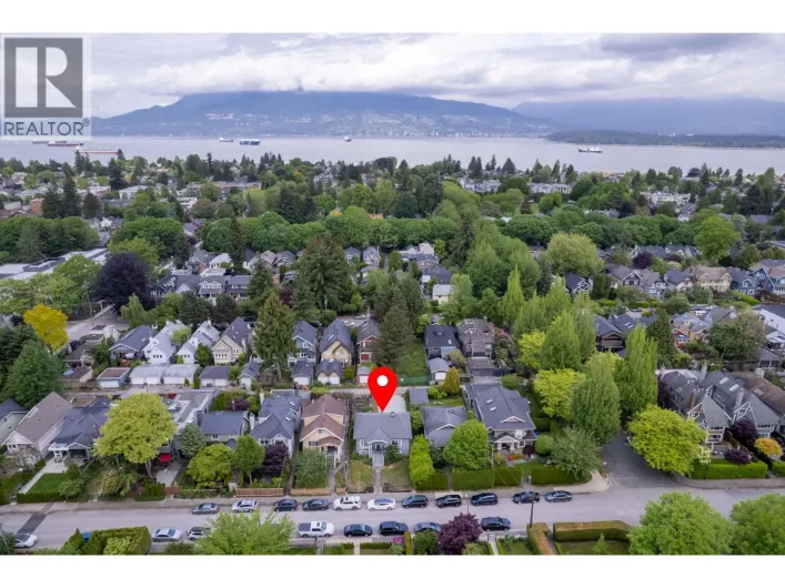 3425 W 8TH AVENUE, Vancouver
