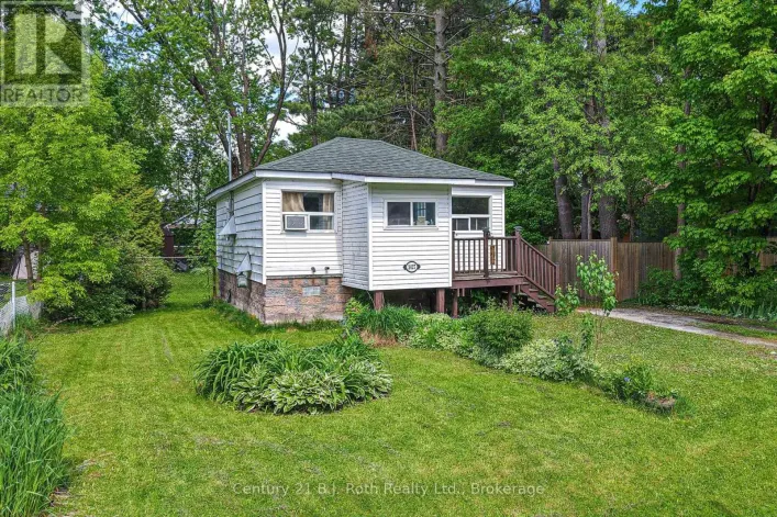 3427 CORONATION AVENUE, Severn