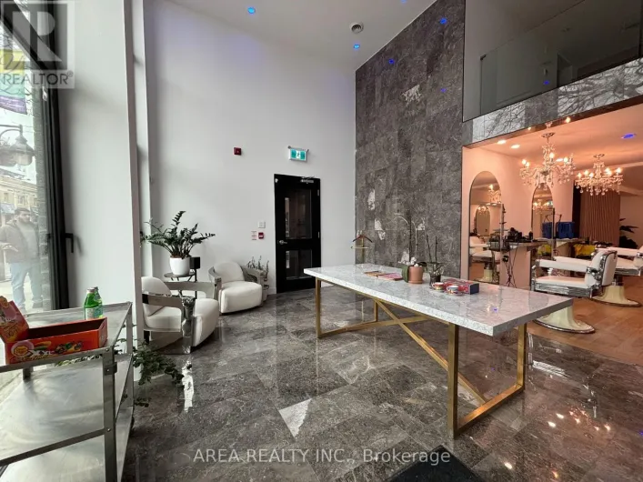 3429 YONGE STREET, Toronto