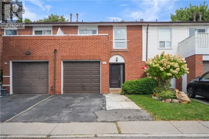 3430 BRANDON GATE Drive Unit# 31, Mississauga