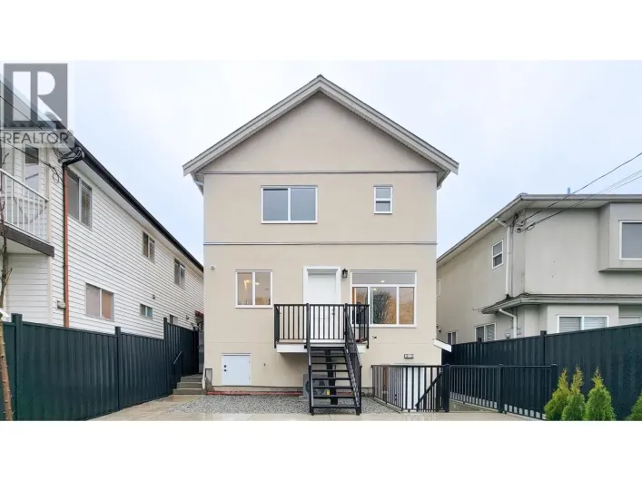 3433 E 23RD AVENUE, Vancouver