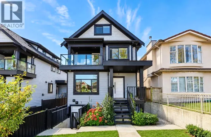 3436 E 4TH AVENUE, Vancouver