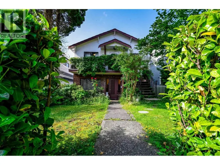 3439 DUNDAS STREET, Vancouver