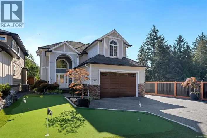 3447 Resolution Way, Colwood