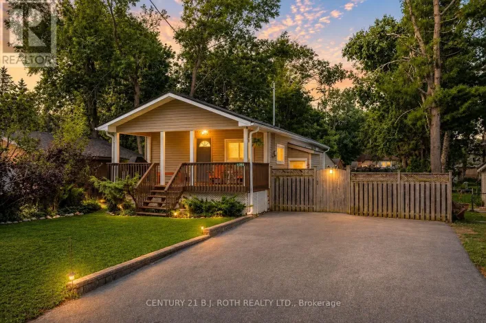 3448 CORONATION AVENUE, Severn