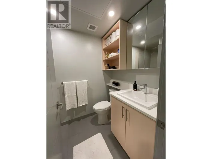 345 DOUGALL Road N Unit# 215, Kelowna