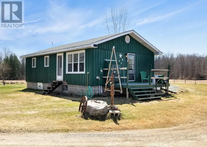 345 ELLIOTT ROAD, Tay Valley