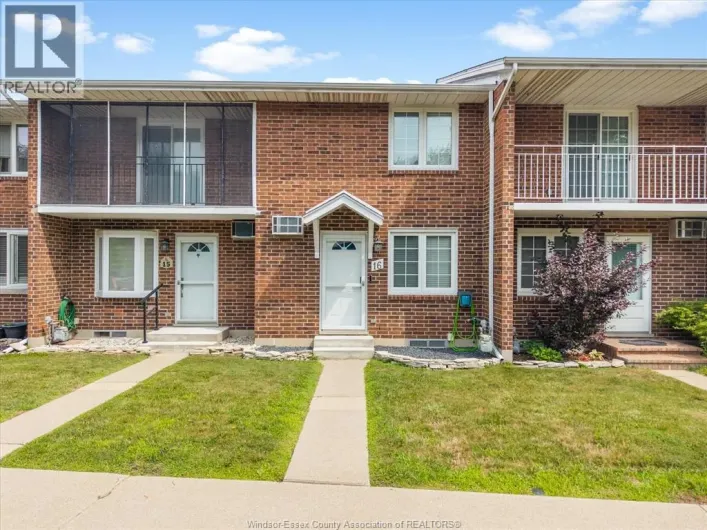 345 ROBSON Unit# 16, Leamington