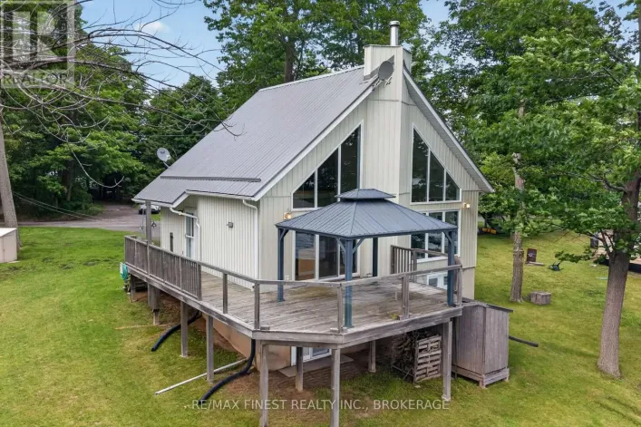 3459 BUCK POINT LANE, Frontenac