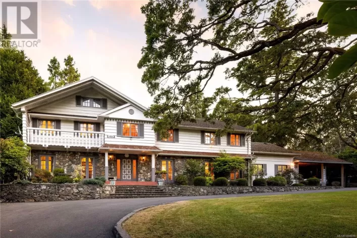 3460 Beach Dr, Oak Bay