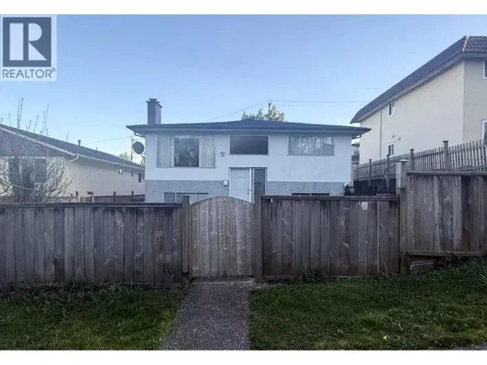3466 E 2ND AVENUE, Vancouver