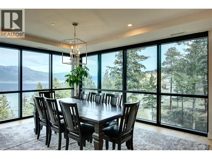 Apartment for sale: 3475 Granite Close Unit# 401, Kelowna