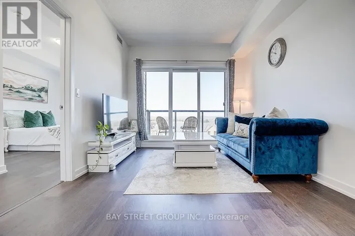 348 - 555 WILLIAM GRAHAM DRIVE, Aurora