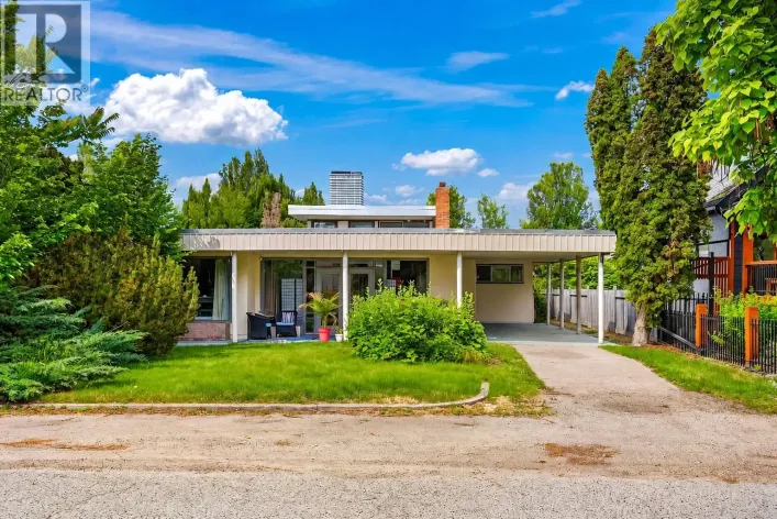 348 Burne Avenue, Kelowna