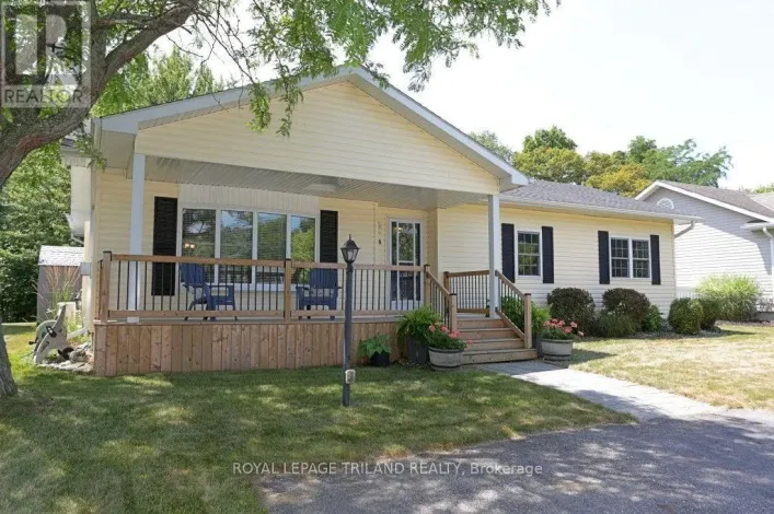 348 SHANNON BOULEVARD, South Huron