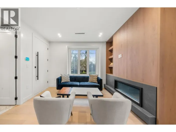 3483 ADANAC STREET, Vancouver