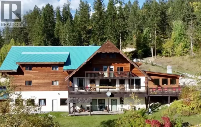 3483 Highway 95, Parson