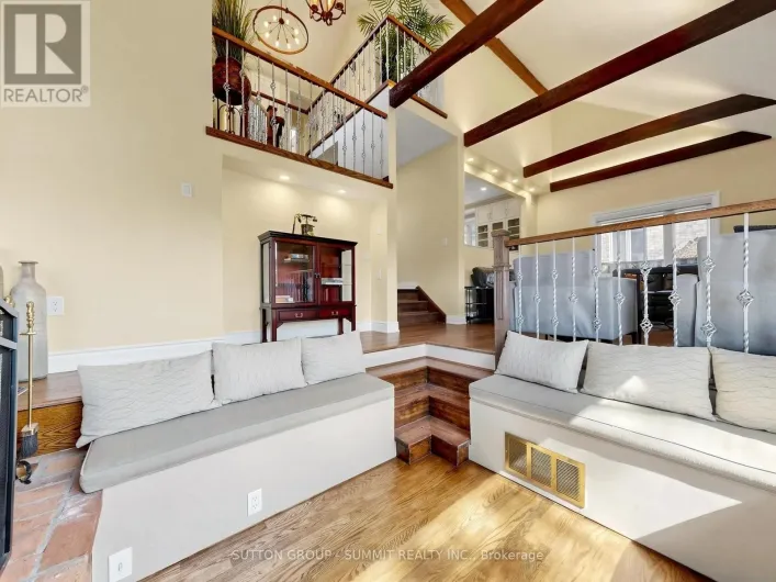 3485 CAWTHRA ROAD, Mississauga