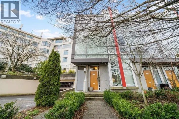 3485 VICTORIA DRIVE, Vancouver