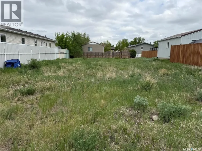 Unknown for sale: 349 10th AVENUE SE, Weyburn