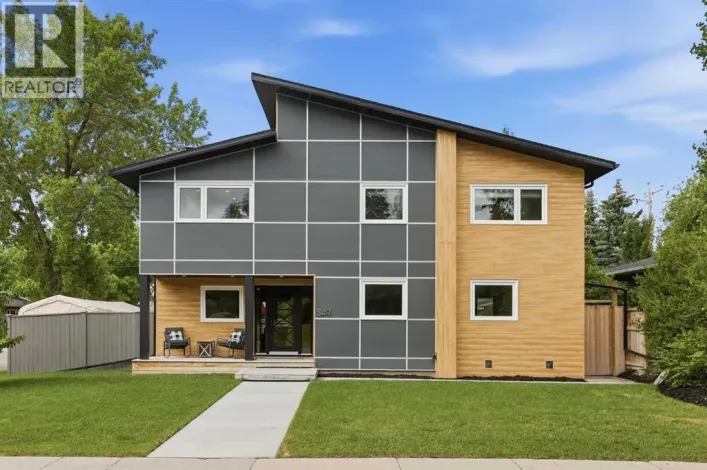 349 Capri Avenue NW, Calgary