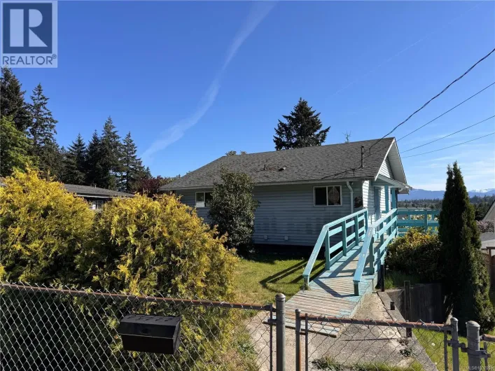 349 Rockland Rd, Campbell River