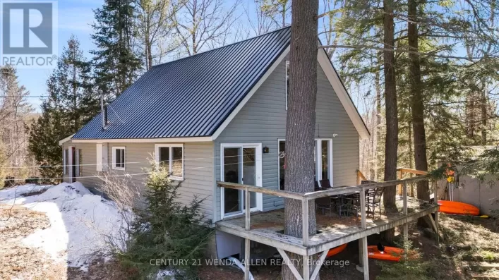 34C BENTLEY LAKE PLACE, Faraday