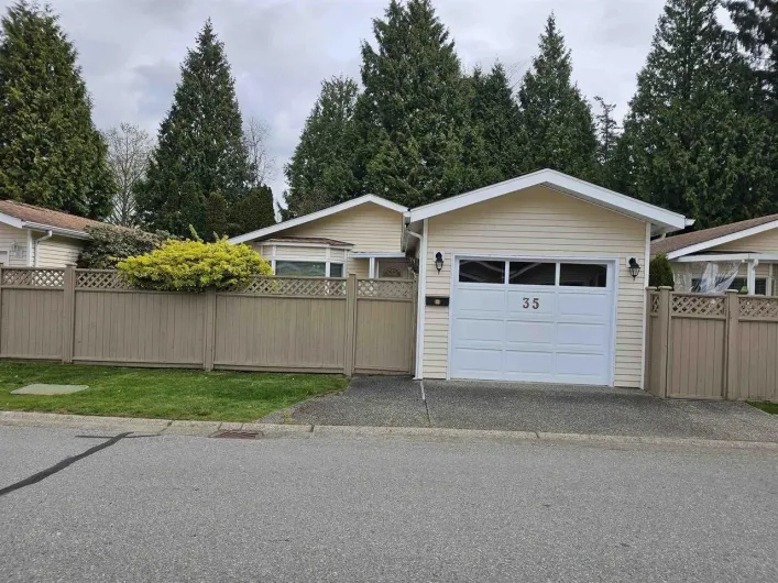 35 1400 164 STREET, Surrey