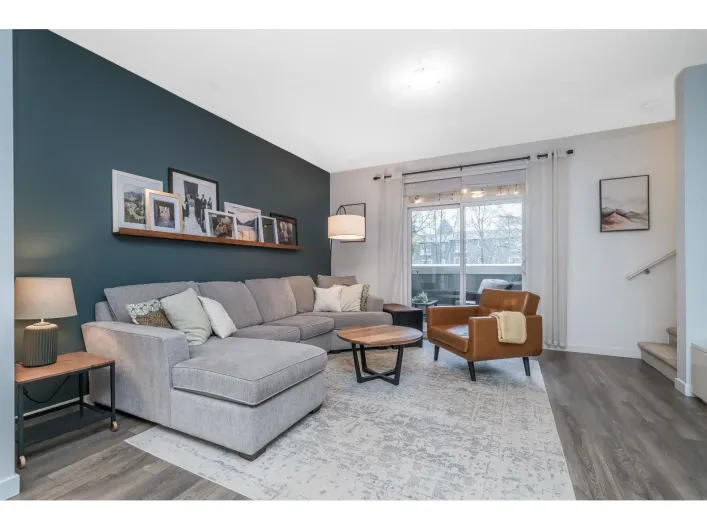 35 16357 15 AVENUE, Surrey