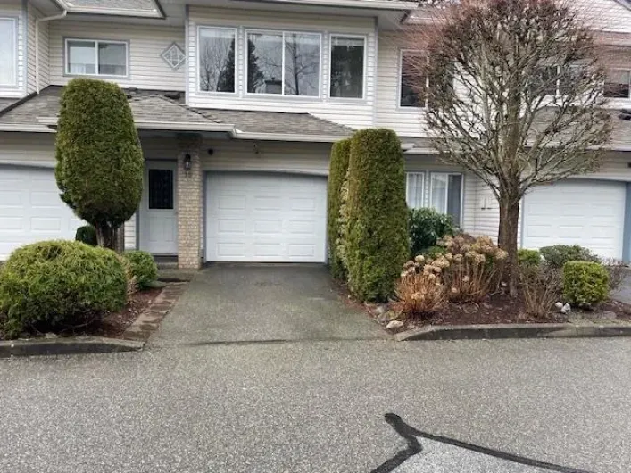 35 21579 88B AVENUE, Langley