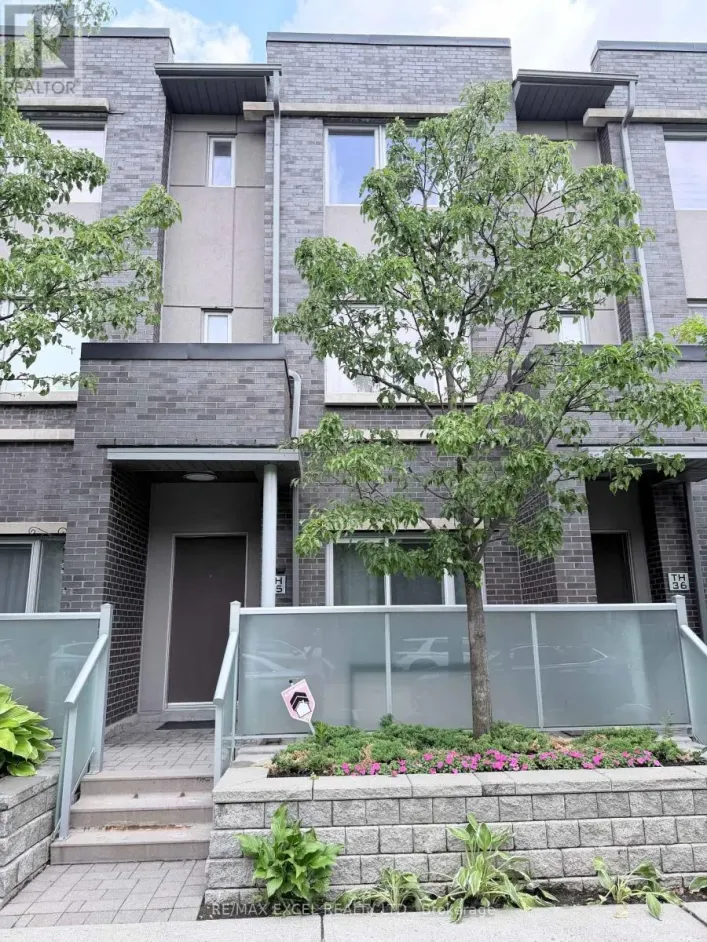 35 - 310 VILLAGE GREEN SQUARE, Toronto