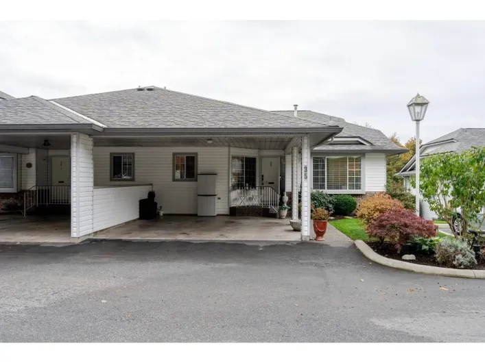35 3351 HORN STREET, Abbotsford