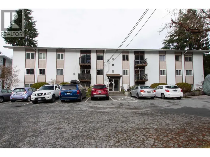 35 38175 WESTWAY AVENUE, Squamish