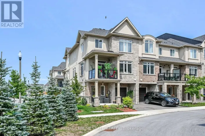 35 - 40 ZINFANDEL DRIVE, Hamilton